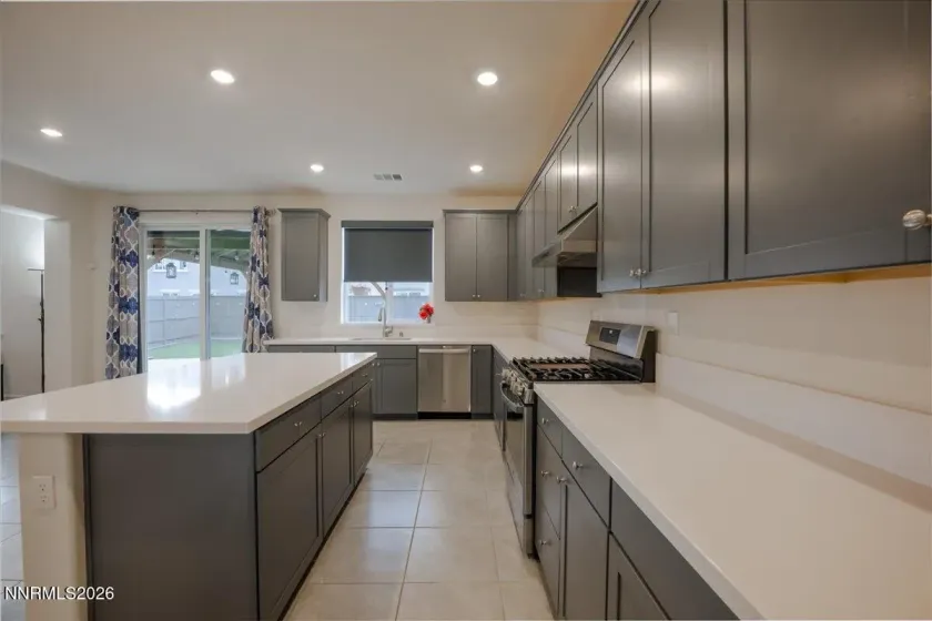 6847 Ronaldinho, Sparks, Nevada 89436, 4 Bedrooms Bedrooms, ,3 BathroomsBathrooms,Residential,Residential,Ronaldinho,260002701