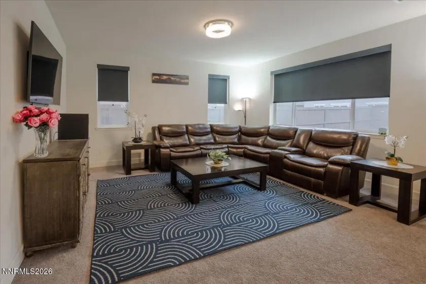 6847 Ronaldinho, Sparks, Nevada 89436, 4 Bedrooms Bedrooms, ,3 BathroomsBathrooms,Residential,Residential,Ronaldinho,260002701