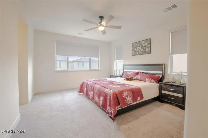 6847 Ronaldinho, Sparks, Nevada 89436, 4 Bedrooms Bedrooms, ,3 BathroomsBathrooms,Residential,Residential,Ronaldinho,260002701