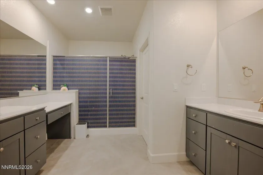 6847 Ronaldinho, Sparks, Nevada 89436, 4 Bedrooms Bedrooms, ,3 BathroomsBathrooms,Residential,Residential,Ronaldinho,260002701