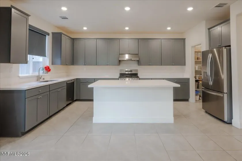 6847 Ronaldinho, Sparks, Nevada 89436, 4 Bedrooms Bedrooms, ,3 BathroomsBathrooms,Residential,Residential,Ronaldinho,260002701