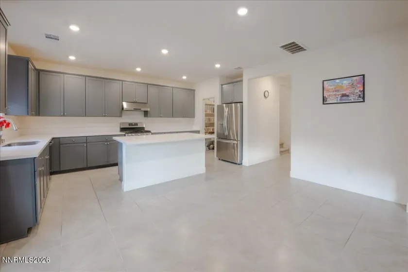 6847 Ronaldinho, Sparks, Nevada 89436, 4 Bedrooms Bedrooms, ,3 BathroomsBathrooms,Residential,Residential,Ronaldinho,260002701