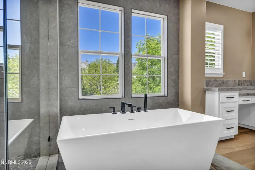 2965 Roundrock, Reno, Nevada 89511, 5 Bedrooms Bedrooms, ,4 BathroomsBathrooms,Residential,Residential,Roundrock,250050103