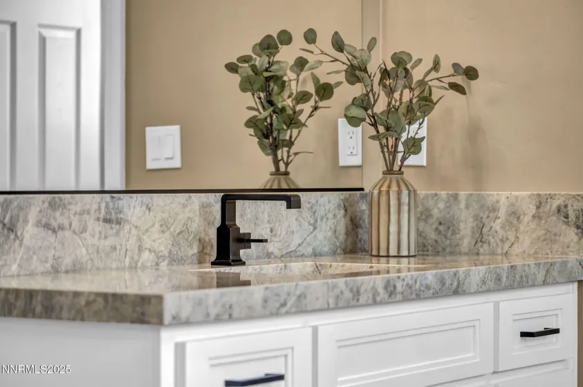 2965 Roundrock, Reno, Nevada 89511, 5 Bedrooms Bedrooms, ,4 BathroomsBathrooms,Residential,Residential,Roundrock,250050103