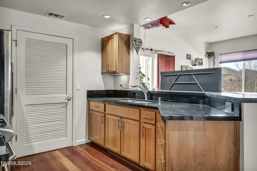 1450 Idlewild, Reno, Nevada 89509, 1 Bedroom Bedrooms, ,1 BathroomBathrooms,Residential,Residential,Idlewild,260002704