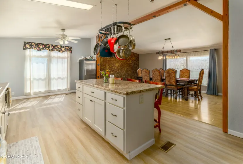 222 Julie, Dayton, Nevada 89403, 3 Bedrooms Bedrooms, ,2 BathroomsBathrooms,Residential,Residential,Julie,260002705