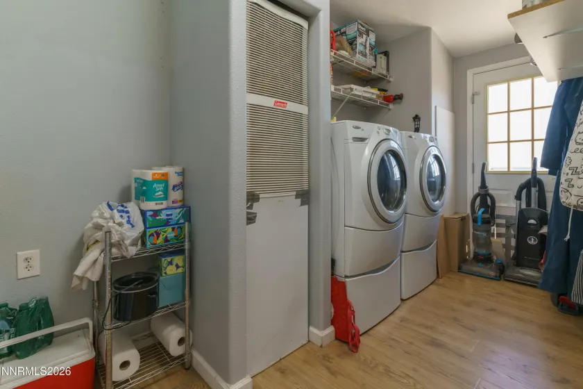 222 Julie, Dayton, Nevada 89403, 3 Bedrooms Bedrooms, ,2 BathroomsBathrooms,Residential,Residential,Julie,260002705