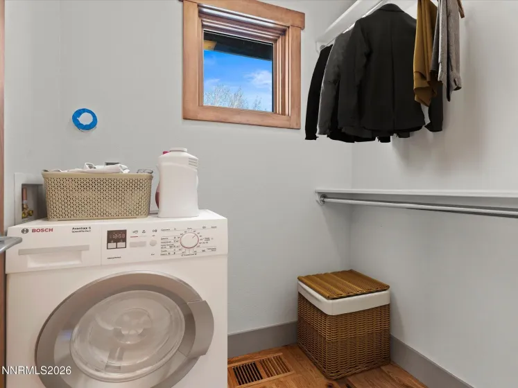 20 Connie, Reno, Nevada 89521, 3 Bedrooms Bedrooms, ,3 BathroomsBathrooms,Residential,Residential,Connie,260002710