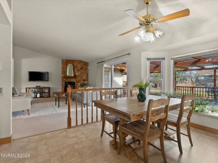 7960 Meadow Vista, Reno, Nevada 89511, 4 Bedrooms Bedrooms, ,2 BathroomsBathrooms,Residential,Residential,Meadow Vista,260002714