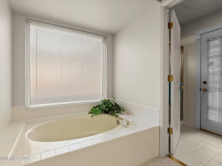 7960 Meadow Vista, Reno, Nevada 89511, 4 Bedrooms Bedrooms, ,2 BathroomsBathrooms,Residential,Residential,Meadow Vista,260002714