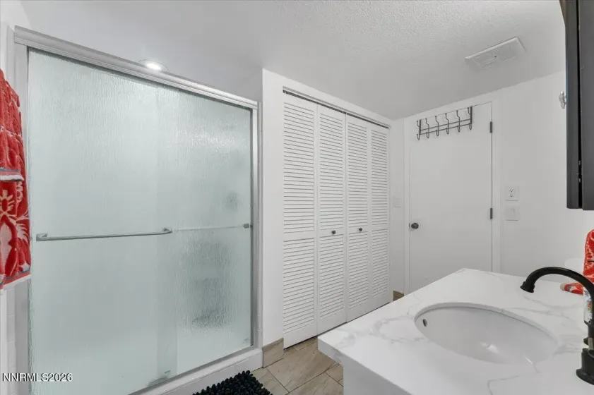 3902 Sarah, Reno, Nevada 89509, 2 Bedrooms Bedrooms, ,2 BathroomsBathrooms,Residential,Residential,Sarah,260002715