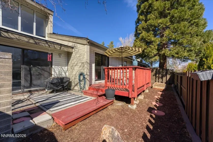 3902 Sarah, Reno, Nevada 89509, 2 Bedrooms Bedrooms, ,2 BathroomsBathrooms,Residential,Residential,Sarah,260002715