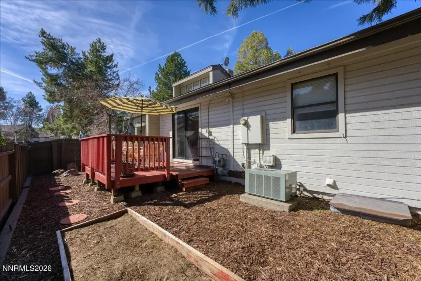 3902 Sarah, Reno, Nevada 89509, 2 Bedrooms Bedrooms, ,2 BathroomsBathrooms,Residential,Residential,Sarah,260002715