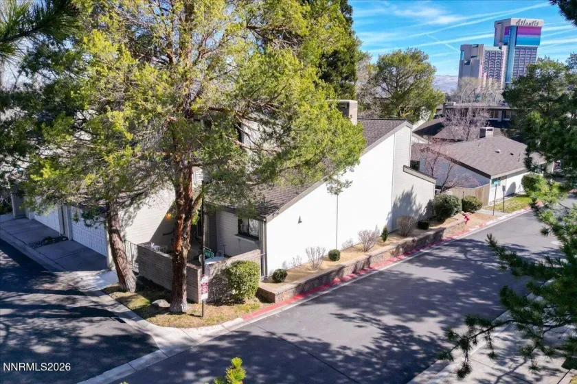 3902 Sarah, Reno, Nevada 89509, 2 Bedrooms Bedrooms, ,2 BathroomsBathrooms,Residential,Residential,Sarah,260002715