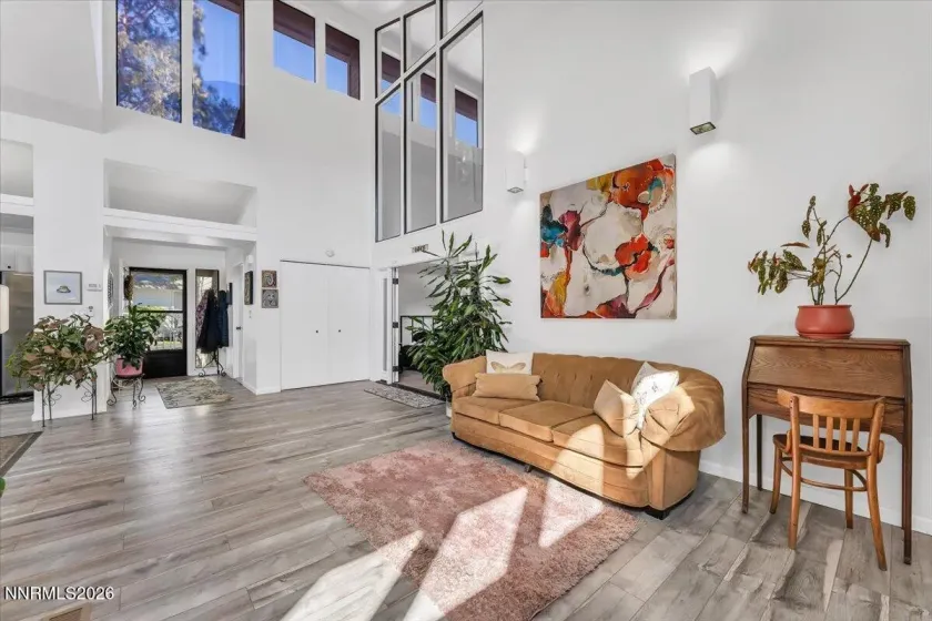 3902 Sarah, Reno, Nevada 89509, 2 Bedrooms Bedrooms, ,2 BathroomsBathrooms,Residential,Residential,Sarah,260002715