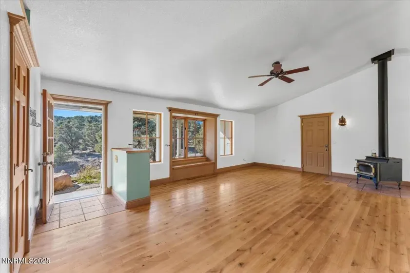 21410 Sazarac, Reno, Nevada 89521, 4 Bedrooms Bedrooms, ,3 BathroomsBathrooms,Residential,Residential,Sazarac,250057800