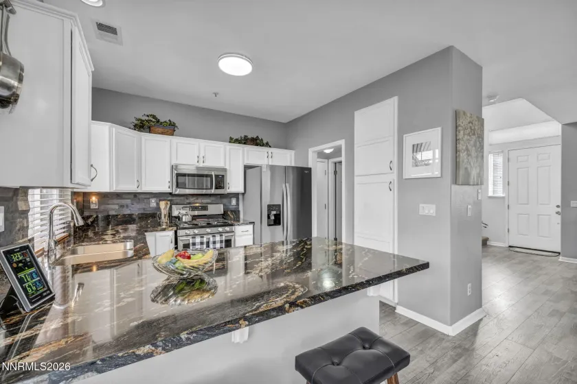 6228 Black Cinder, Sparks, Nevada 89436, 3 Bedrooms Bedrooms, ,3 BathroomsBathrooms,Residential,Residential,Black Cinder,260002732