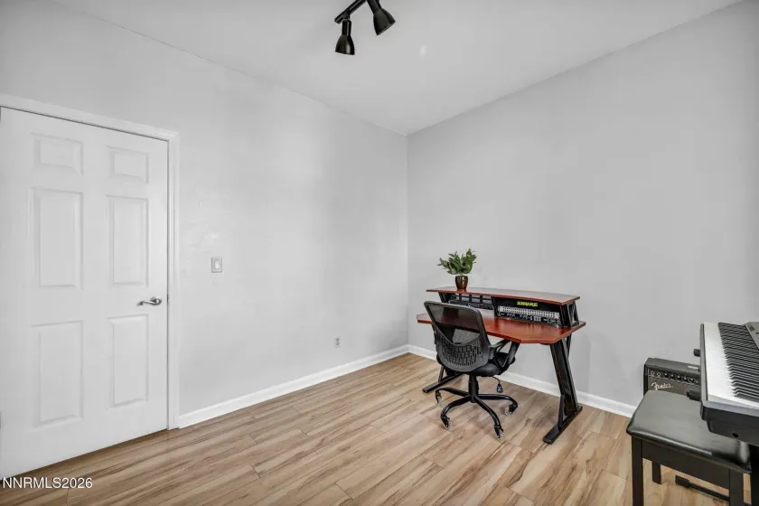 6228 Black Cinder, Sparks, Nevada 89436, 3 Bedrooms Bedrooms, ,3 BathroomsBathrooms,Residential,Residential,Black Cinder,260002732