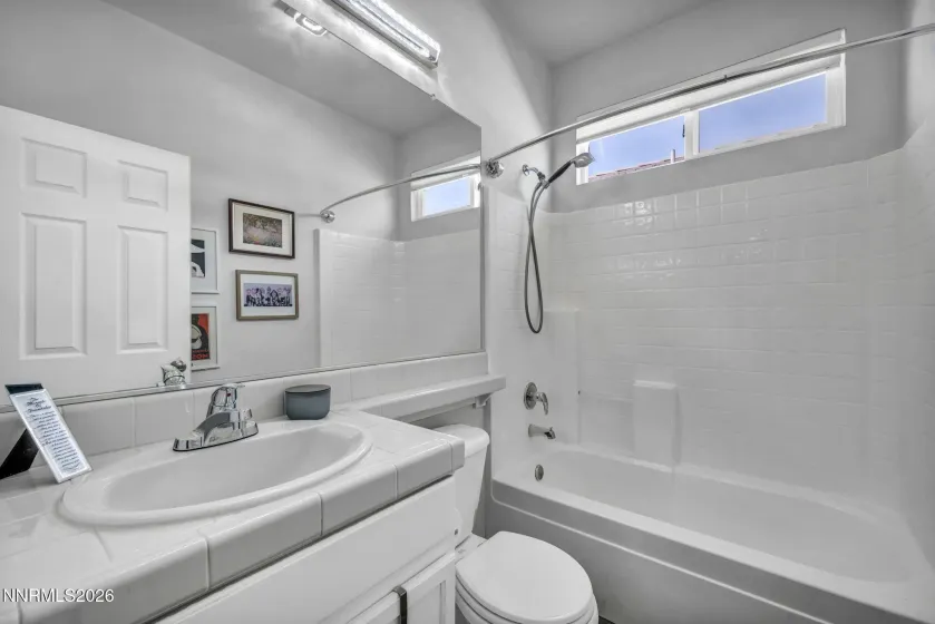 6228 Black Cinder, Sparks, Nevada 89436, 3 Bedrooms Bedrooms, ,3 BathroomsBathrooms,Residential,Residential,Black Cinder,260002732