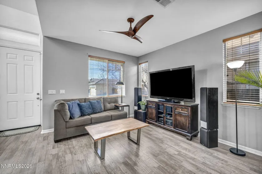 6228 Black Cinder, Sparks, Nevada 89436, 3 Bedrooms Bedrooms, ,3 BathroomsBathrooms,Residential,Residential,Black Cinder,260002732