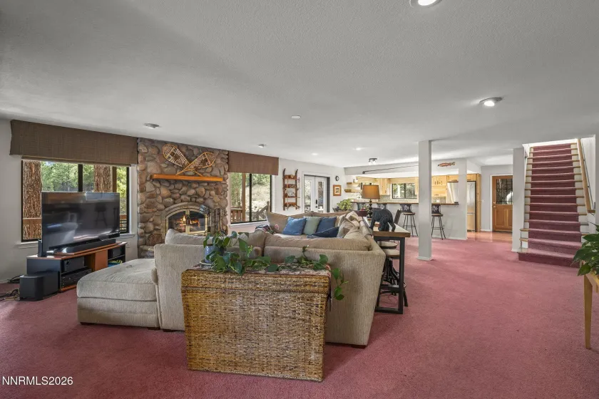 16911 Mt Rose, Reno, Nevada 89511, 4 Bedrooms Bedrooms, ,2 BathroomsBathrooms,Residential,Residential,Mt Rose,260002731