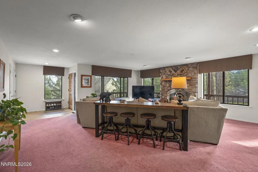 16911 Mt Rose, Reno, Nevada 89511, 4 Bedrooms Bedrooms, ,2 BathroomsBathrooms,Residential,Residential,Mt Rose,260002731