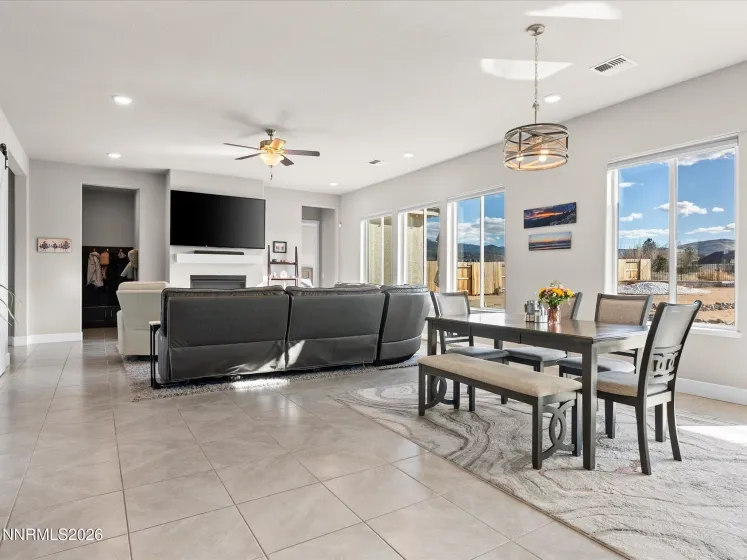 1234 Crawford Crk, Reno, Nevada 89521, 3 Bedrooms Bedrooms, ,3 BathroomsBathrooms,Residential,Residential,Crawford Crk,260002737