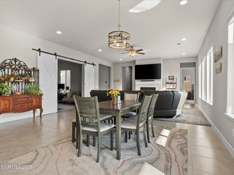 1234 Crawford Crk, Reno, Nevada 89521, 3 Bedrooms Bedrooms, ,3 BathroomsBathrooms,Residential,Residential,Crawford Crk,260002737