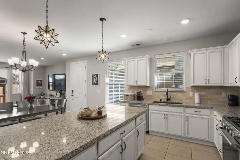 1915 Sea Horse, Reno, Nevada 89521, 3 Bedrooms Bedrooms, ,3 BathroomsBathrooms,Residential,Residential,Sea Horse,260002738