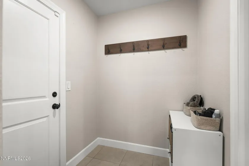 1915 Sea Horse, Reno, Nevada 89521, 3 Bedrooms Bedrooms, ,3 BathroomsBathrooms,Residential,Residential,Sea Horse,260002738