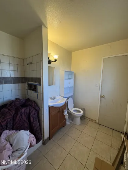 1536 Oxford, Sparks, Nevada 89431, 3 Bedrooms Bedrooms, ,2 BathroomsBathrooms,Residential,Residential,Oxford,260002739