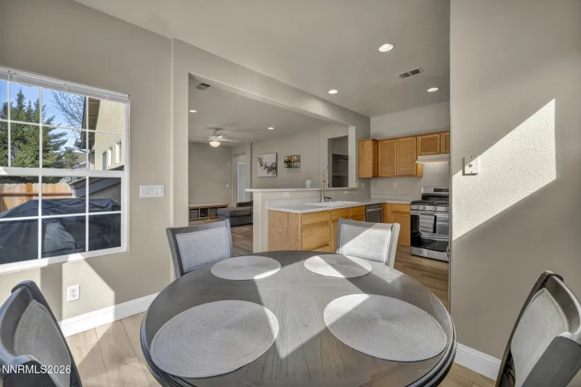 5421 Desert Peach, Sparks, Nevada 89436, 2 Bedrooms Bedrooms, ,2 BathroomsBathrooms,Residential,Residential,Desert Peach,260002740