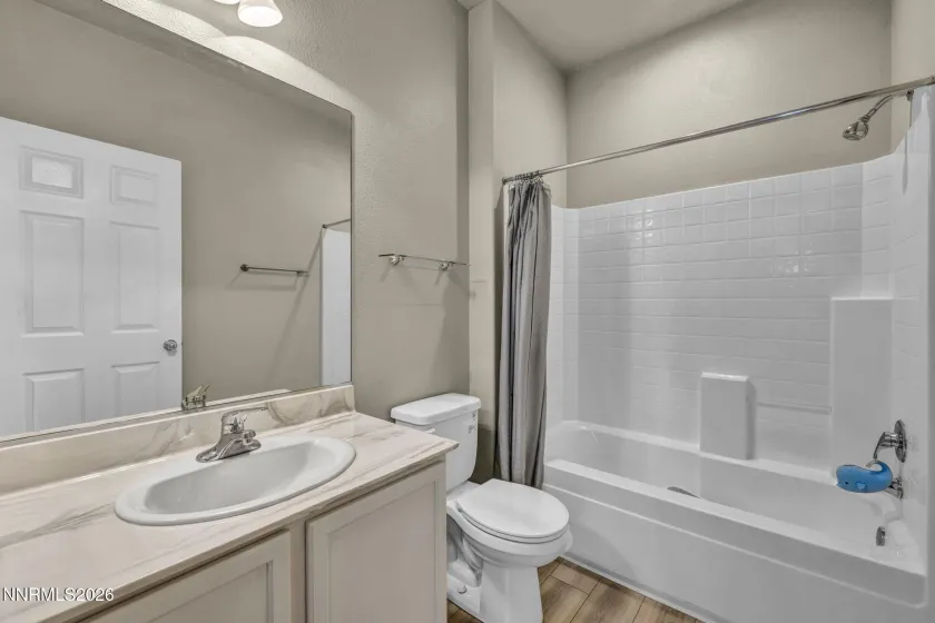 5421 Desert Peach, Sparks, Nevada 89436, 2 Bedrooms Bedrooms, ,2 BathroomsBathrooms,Residential,Residential,Desert Peach,260002740