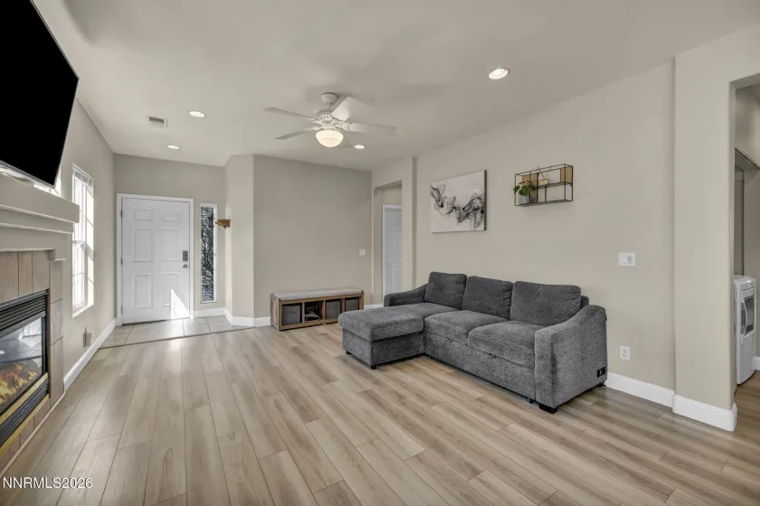 5421 Desert Peach, Sparks, Nevada 89436, 2 Bedrooms Bedrooms, ,2 BathroomsBathrooms,Residential,Residential,Desert Peach,260002740