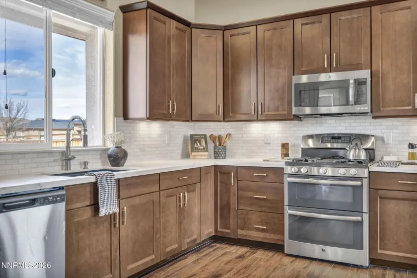 485 Sunset Springs, Sparks, Nevada 89441, 4 Bedrooms Bedrooms, ,2 BathroomsBathrooms,Residential,Residential,Sunset Springs,260002741