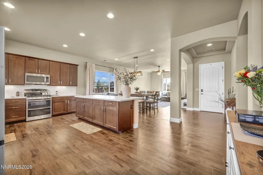 485 Sunset Springs, Sparks, Nevada 89441, 4 Bedrooms Bedrooms, ,2 BathroomsBathrooms,Residential,Residential,Sunset Springs,260002741