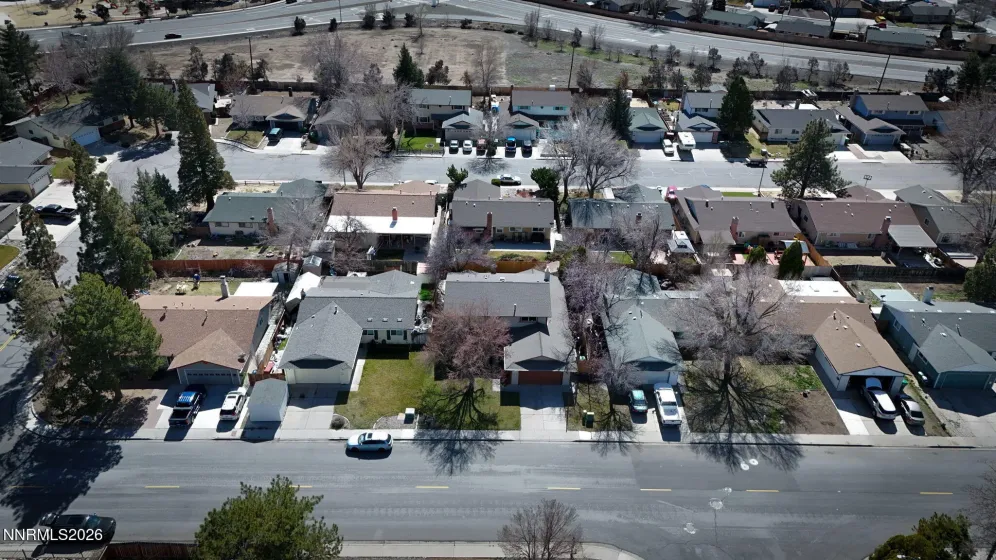 491 Emerson, Sparks, Nevada 89431, 3 Bedrooms Bedrooms, ,3 BathroomsBathrooms,Residential,Residential,Emerson,260002747