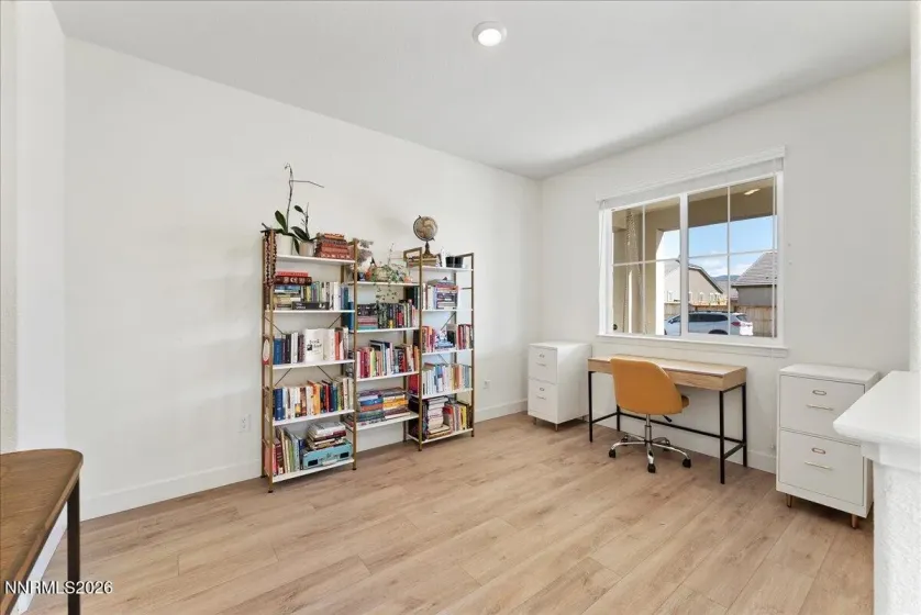 6417 Bucking Horse, Sparks, Nevada 89436, 3 Bedrooms Bedrooms, ,2 BathroomsBathrooms,Residential,Residential,Bucking Horse,260002749