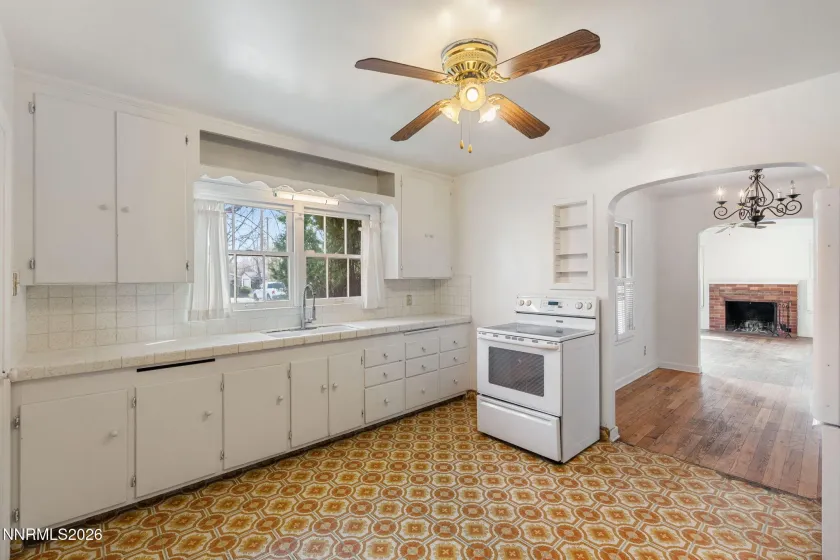 1135 Nixon, Reno, Nevada 89509, 3 Bedrooms Bedrooms, ,1 BathroomBathrooms,Residential,Residential,Nixon,260002752