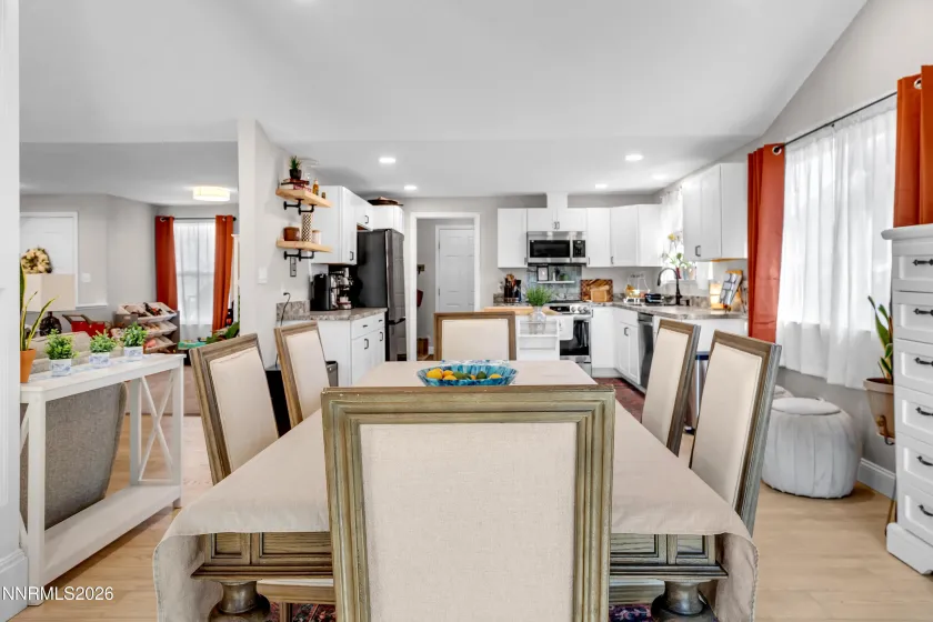 4220 Bismarck, Reno, Nevada 89502, 3 Bedrooms Bedrooms, ,2 BathroomsBathrooms,Residential,Residential,Bismarck,260002757