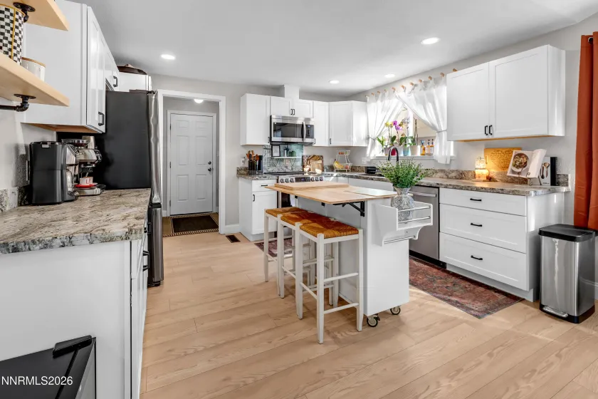 4220 Bismarck, Reno, Nevada 89502, 3 Bedrooms Bedrooms, ,2 BathroomsBathrooms,Residential,Residential,Bismarck,260002757