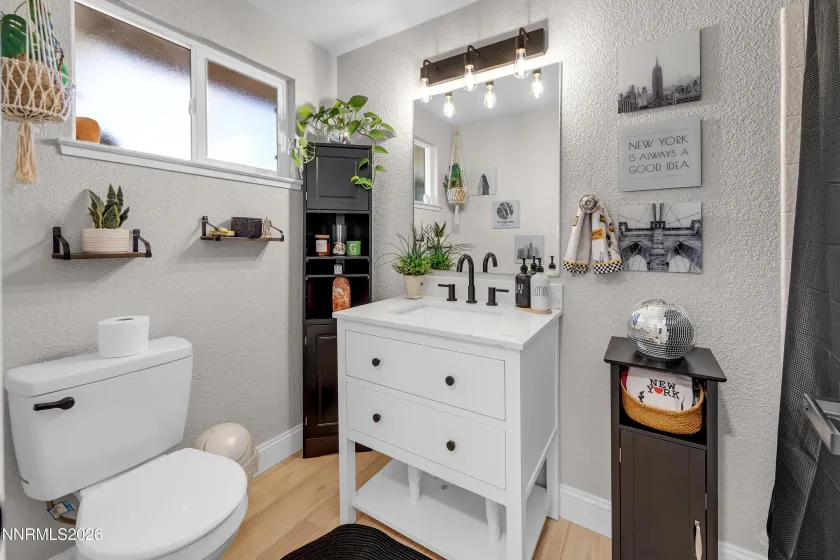 4220 Bismarck, Reno, Nevada 89502, 3 Bedrooms Bedrooms, ,2 BathroomsBathrooms,Residential,Residential,Bismarck,260002757