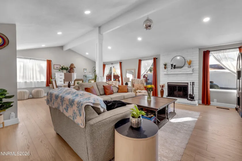 4220 Bismarck, Reno, Nevada 89502, 3 Bedrooms Bedrooms, ,2 BathroomsBathrooms,Residential,Residential,Bismarck,260002757