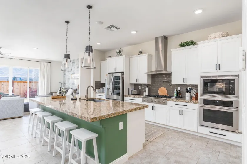 8286 Fenhollow, Verdi, Nevada 89439, 4 Bedrooms Bedrooms, ,3 BathroomsBathrooms,Residential,Residential,Fenhollow,260002755