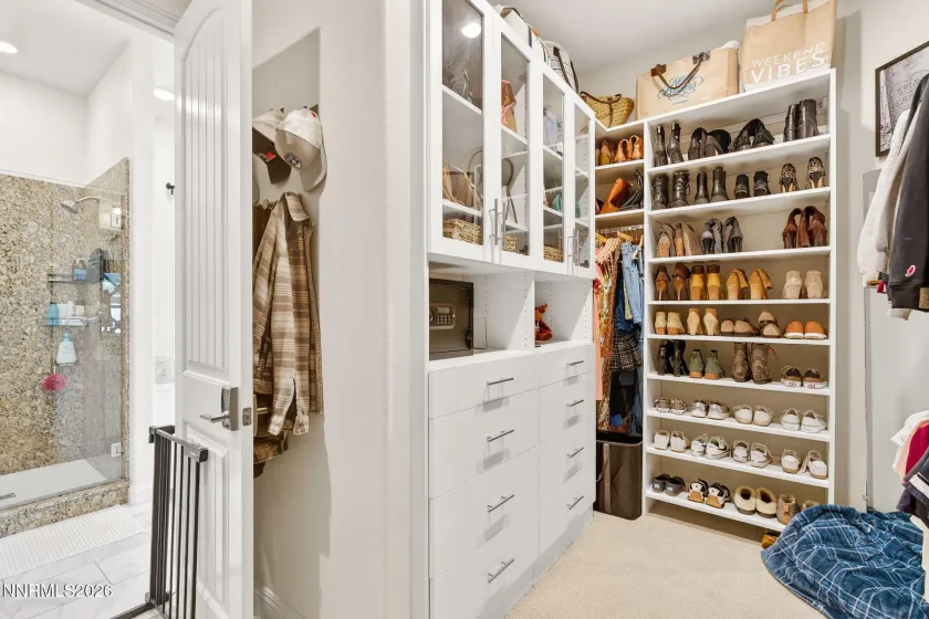 8286 Fenhollow, Verdi, Nevada 89439, 4 Bedrooms Bedrooms, ,3 BathroomsBathrooms,Residential,Residential,Fenhollow,260002755