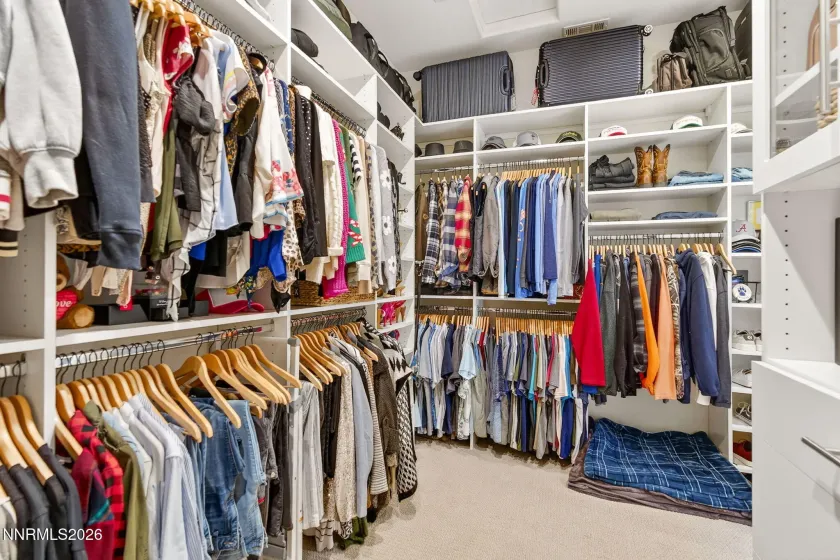 8286 Fenhollow, Verdi, Nevada 89439, 4 Bedrooms Bedrooms, ,3 BathroomsBathrooms,Residential,Residential,Fenhollow,260002755