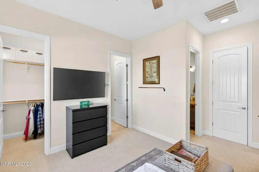 8286 Fenhollow, Verdi, Nevada 89439, 4 Bedrooms Bedrooms, ,3 BathroomsBathrooms,Residential,Residential,Fenhollow,260002755