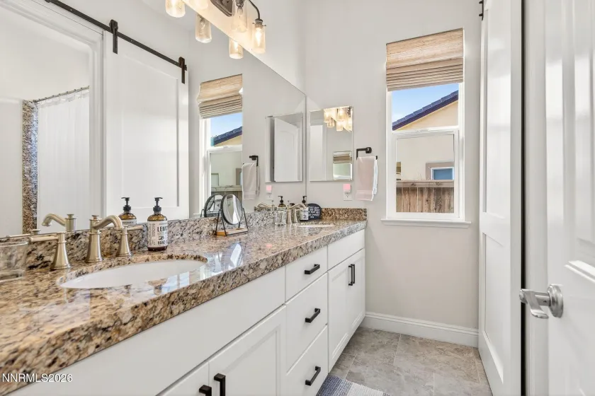 8286 Fenhollow, Verdi, Nevada 89439, 4 Bedrooms Bedrooms, ,3 BathroomsBathrooms,Residential,Residential,Fenhollow,260002755