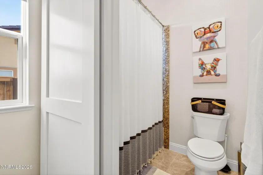 8286 Fenhollow, Verdi, Nevada 89439, 4 Bedrooms Bedrooms, ,3 BathroomsBathrooms,Residential,Residential,Fenhollow,260002755