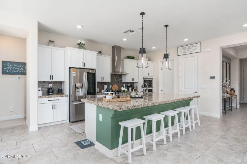 8286 Fenhollow, Verdi, Nevada 89439, 4 Bedrooms Bedrooms, ,3 BathroomsBathrooms,Residential,Residential,Fenhollow,260002755